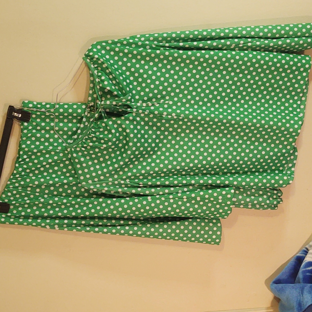 Vintage 2 piece knit outfit.